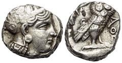 Griechische Münzen Attika. Athen. Tetradrachme (Silber). Ca. 286 - 267 v. Chr. Vs: Kopf der Athena mit Profilauge mit ölzweiggeschmücktem attischem Helm, Ohranhänger und Halskette rechts. Rs: Eule nac