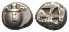 AIGINA. Aigina. Stater. Ca. 525 - 475 v. Chr. Vs: Seeschildkröte mit fünf Punkten. Rs: Mehrfach unterteiltes Quadratum incusum mit erhabenen und vertieften Feldern. Meadows, Group IIc. HGC 6, 433. Seh