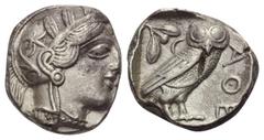 Greek Attika. Athen. Tetradrachme. Ca. 454 - 404 v. Chr. Vs: Kopf der Athena mit ölzweiggeschmücktem, attischem Helm, Ohranhänger und Halskette rechts. Rs: Eule nach rechts stehend, Kopf en face, im F