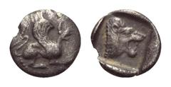 Greek Troas. Assos. Hemiobol. Ca. 500 - 450 v. Chr. Vs: Greif nach rechts stehend. Rs: Löwenkopf mit aufgerissenem Maul rechts in Quadratum incusum. 7 mm. 0,25 g. BMC 3. Sehr selten. Sehr schön / fast