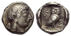 Greek Attika. Athen. Tetradrachme. Ca. 500 - 480 v. Chr. Vs: Kopf der Athena mit attischem Helm und Ohranhänger rechts. Rs: Eule nach rechts stehend, Kopf en face, im Feld links oben Olivenzweig und M