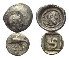 Greek Griechische Münzen - Lots. Dynasten von Lykien. Thibanuwa (ca. 480 - 460 v. Chr.) / Kherei (ca. 410 - 390 v. Chr.). Lot (2 Stück): 2 Hemiobole. Vs: Kopf der Athena mit Helm rechts / Delphin über