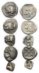 Greek Griechische Münzen - Lots. Mysien / Ionien. Kyzikos / Milet / Teos. Lot (5 Stück): 1 Diobol, 2 Obol, 1 Hemiobol, 1 Tetartemorion. 5. - 4. Jhdt. v. Chr. Vs: Eberprotome links / Löwenprotome recht