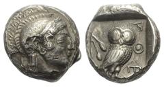 Greek Attika. Athen. Tetradrachme (Silber). Ca. 500 - 480 v. Chr. Vs: Kopf der Athena mit attischem Helm und Ohranhänger rechts. Rs: Eule nach rechts stehend, Kopf en face, im Feld links oben Olivenzw