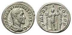 Roman Imperial Maximinus I. Thrax (235 - 238 n. Chr.). Denar (Silber). 236 n. Chr. Rom. Vs: IMP MAXIMINVS PIVS AVG. Büste mit Lorbeerkranz, Paludament und Panzer rechts. Rs: P M TR P II COS P P. Maxim