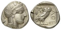 Greek Attika. Athen. Tetradrachme (Silber). Ca. 454 - 404 v. Chr. Vs: Kopf der Athena mit ölzweiggeschmücktem, attischem Helm, Ohranhänger und Halskette rechts. Rs: Eule nach rechts stehend, Kopf en f