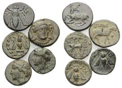 Lots - Ancient Coins Griechische Münzen - Lots. Ionien. Ephesos / Klazomenai. Lot (5 Stück): 5 Bronzen. 4. - 2. Jhdt. v. Chr. Vs: Biene / Tychekopf links / Athenakopf en face. Rs: Hirsch nach links ge