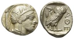 Greek Attika. Athen. Tetradrachme (Silber). Ca. 454 - 404 v. Chr. Vs: Kopf der Athena mit ölzweiggeschmücktem, attischem Helm, Ohranhänger und Halskette rechts. Rs: Eule nach rechts stehend, Kopf en f