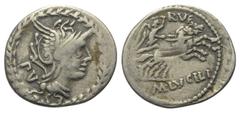 Roman Republican M. Lucilius Rufus. Denar (Silber). 101 v. Chr. Rom. Vs: Kopf der Roma mit geflügeltem Greifenkopfhelm rechts, dahinter PV; das Ganze in Lorbeerkranz. Rs: M LVCILI / RVF. Victoria in g