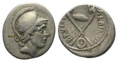 Roman Republican D. Iunius Brutus Albinus. Denar (Silber). 48 v. Chr. Rom. Vs: Kopf des Mars mit Helm rechts. Rs: ALBINVS BRVTI F. Zwei gekreuzte Carnyces, darüber ovaler Schild, darunter Rundschild. 