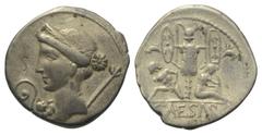 Roman Imperatorial C. Iulius Caesar. Denar (Silber). 46 - 45 v. Chr. Feldmünzstätte in Spanien. Vs: Drapierte Büste der Venus mit Diadem und Stern im Haarknoten links, hinter ihrer Schulter Cupido; im