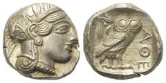 Greek Attika. Athen. Tetradrachme (Silber). Ca. 454 - 404 v. Chr. Vs: Kopf der Athena mit ölzweiggeschmücktem attischem Helm, Ohranhänger und Halskette rechts. Rs: Eule nach rechts stehend, Kopf en fa