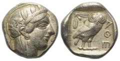 Greek Attika. Athen. Tetradrachme (Silber). Ca. 454 - 404 v. Chr. Vs: Kopf der Athena mit ölzweiggeschmücktem attischem Helm, Ohranhänger und Halskette rechts. Rs: Eule nach rechts stehend, Kopf en fa