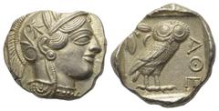 Greek Attika. Athen. Tetradrachme (Silber). Ca. 454 - 404 v. Chr. Vs: Kopf der Athena mit ölzweiggeschmücktem attischem Helm, Ohranhänger und Halskette rechts. Rs: Eule nach rechts stehend, Kopf en fa