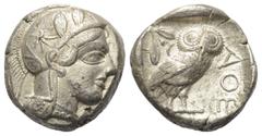 Greek Attika. Athen. Tetradrachme (Silber). Ca. 454 - 404 v. Chr. Vs: Kopf der Athena mit ölzweiggeschmücktem attischem Helm, Ohranhänger und Halskette rechts. Rs: Eule nach rechts stehend, Kopf en fa