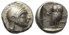 Greek Attika. Athen. Tetradrachme (Silber). Ca. 506 - 490 v. Chr. Vs: Kopf der Athena mit attischem Helm und Ohranhänger rechts. Rs: Eule nach rechts stehend, den Kopf en face, im Feld links oben Ethn