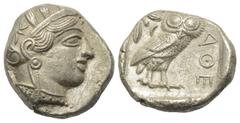 Greek Attika. Athen. Tetradrachme (Silber). Ca. 454 - 404 v. Chr. Vs: Kopf der Athena mit ölzweiggeschmücktem attischem Helm, Ohranhänger und Halskette rechts. Rs: Eule nach rechts stehend, Kopf en fa