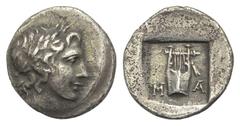 Griechische Münzen Lykien. Lykischer Bund. Hemidrachme (Silber). Ca. 30 - 27 v. Chr. Masykitos. Vs: Kopf des Apollon mit Lorbeerkranz rechts. Rs: M - A. Kithara; das Ganze in vertieftem Quadrat. 15 mm