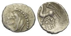Celtic Gallien. Bituriges. Quinar (Silber). Vs: Kopf links. Rs: Pferde nach links stehend, darüber Schwert, darunter Kreis mit zentralem Punkt. 15 mm. 1,92 g. DT 3436 var. Prägeschwäche, sehr schön.