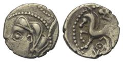 Keltische Münzen Gallien. Bituriges. Quinar (Silber). Vs: Kopf links. Rs: Pferde nach links stehend, darüber Schwert, darunter Kreis mit zentralem Punkt. 15 mm. 1,90 g. DT 3436 var. Prägeschwäche, seh