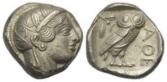 Griechische Münzen Attika. Athen. Tetradrachme (Silber). Ca. 353 - 294 v. Chr. Vs: Kopf der Athena mit ölzweiggeschmücktem, attischem Helm, Ohranhänger und Halskette rechts. Rs: Eule nach rechts stehe