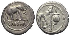 Roman Imperatorial C. Iulius Caesar. Denar (Silber). 49 - 48 v. Chr. Mobile Feldmünzstätte Caesars in Spanien oder Gallien. Vs: CAESAR. Elefant nach rechts schreitend und dabei einen schlangenartigen,