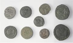 Lots - Ancient Coins Römische Münzen - Lots. Kaiserzeit. Lot (9 Stück): Bronzemünzen vom späten 3. Jhdt. bis Mitte 4. Jhdt. Unter anderem: Carinus, Licinius, Constantinus I., Constantius. Fast sehr sc