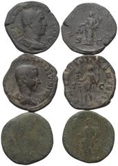 Lots - Ancient Coins Römische Münzen - Lots. Kaiserzeit. Lot (3 Stück): Sesterzen des Philippus Arabs (244 - 249 n. Chr.) und Hostilianus (251 n. Chr.). Dazu Sesterz aus dem 2. Jh. Fast sehr schön / s