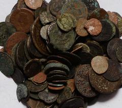 Ancient Coins Roman and other (lot) An accumulation of Ancient Aes generally as found, poor to fair (lot)